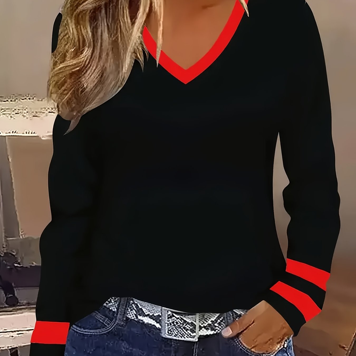 Pavlina - T-shirt Rayé Chic à Col en V