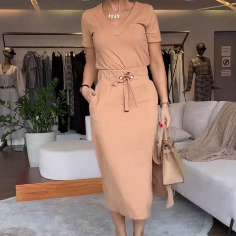 Quelara™ - Ensemble Top et Jupe avec Décolleté en V – Élégance Moderne et Confort Assuré
