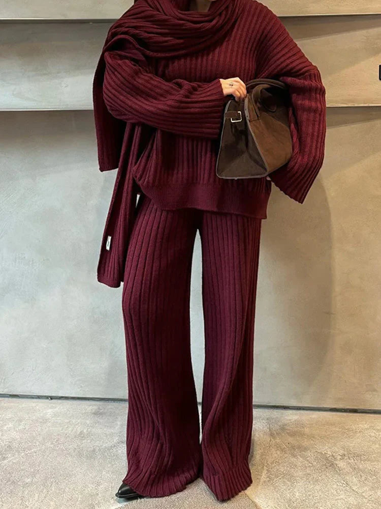 Jeannie™ - Set bordeaux avec pull et pantalon à jambes larges