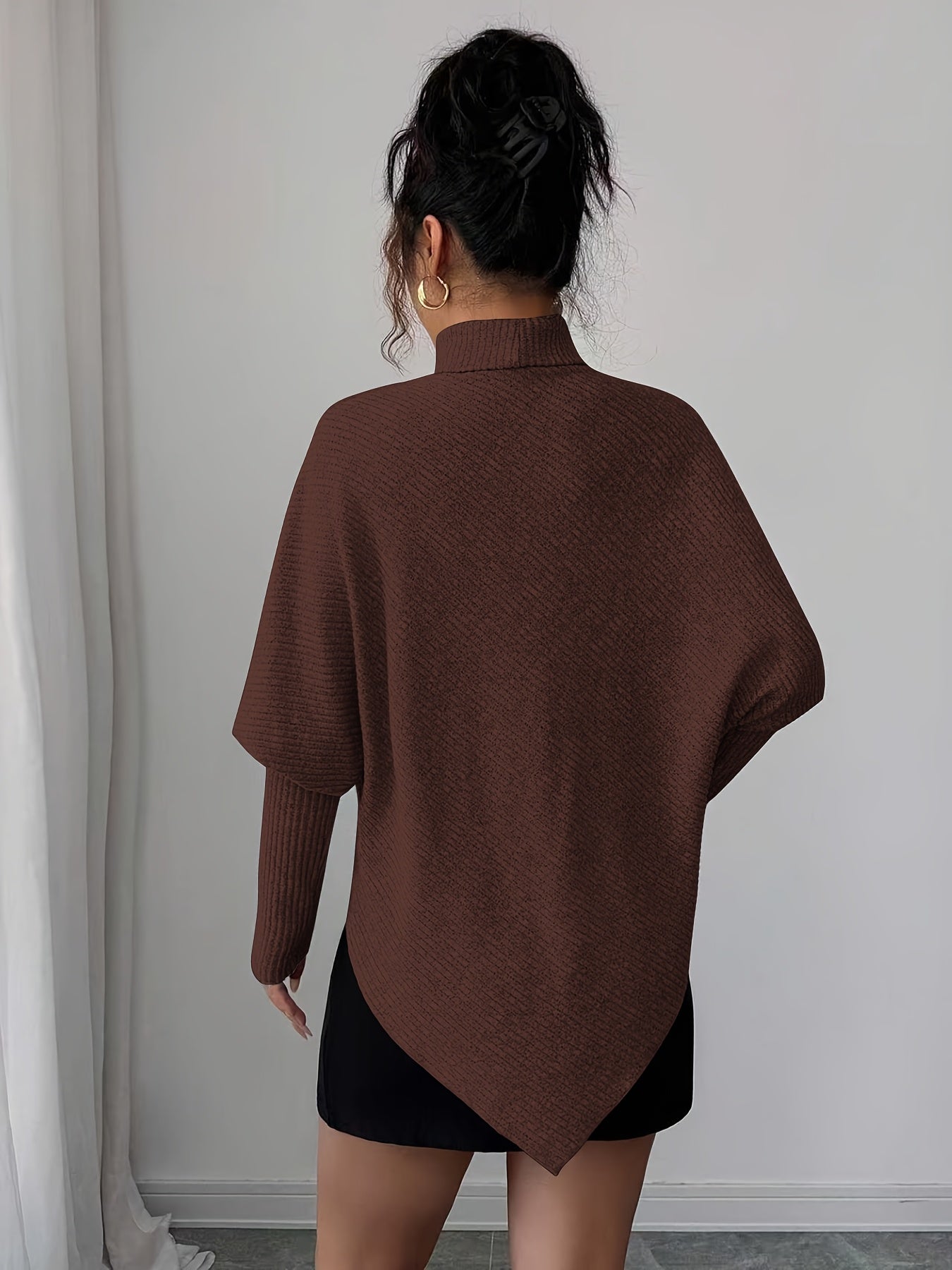 Ilyssa™ - Pull Asymétrique Col Montant Élégance Moderne