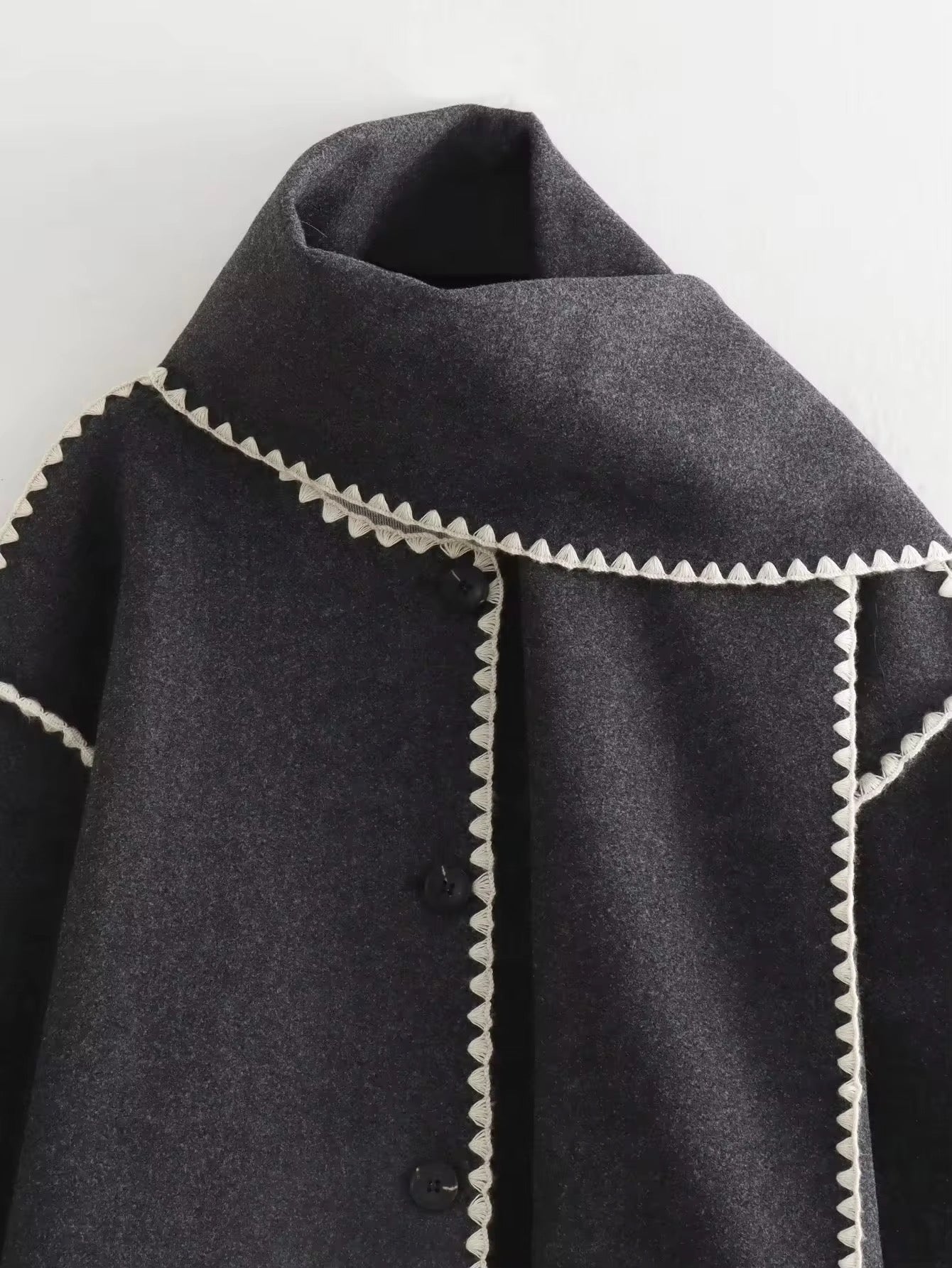 Antoinette™ - Manteau Élégant avec Col Rond et Poches