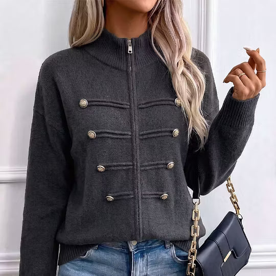 Teuntje - Gilet en maille femme à col montant zippé et boutons décoratifs