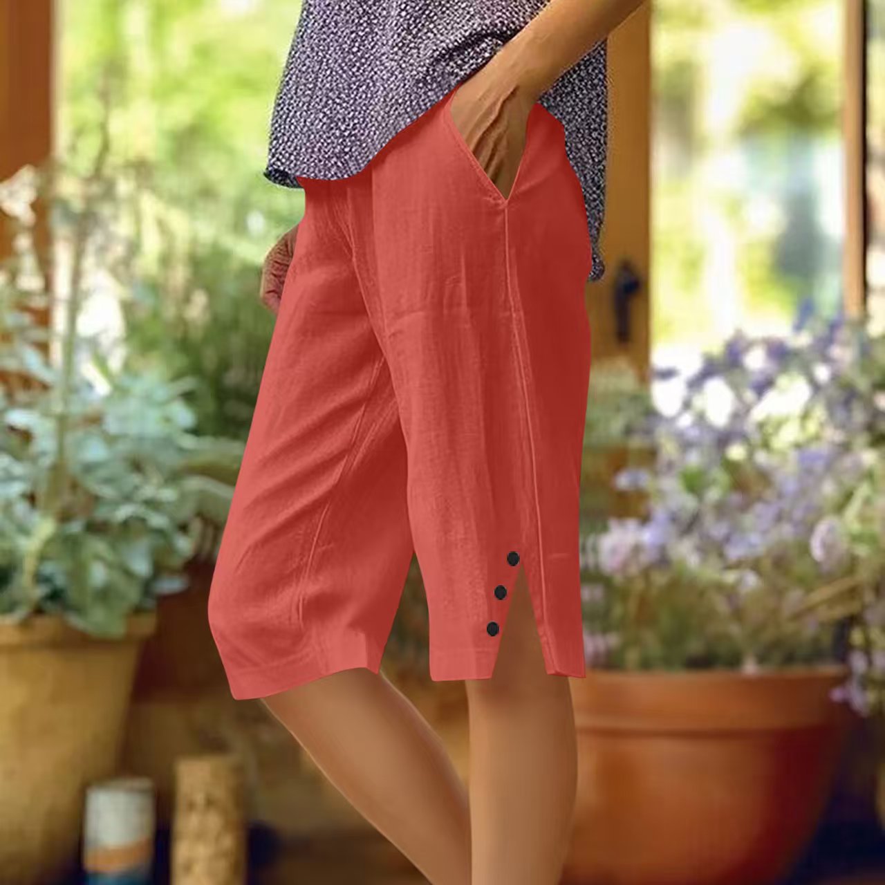 Oselia - Pantalon capri femme uni avec poches