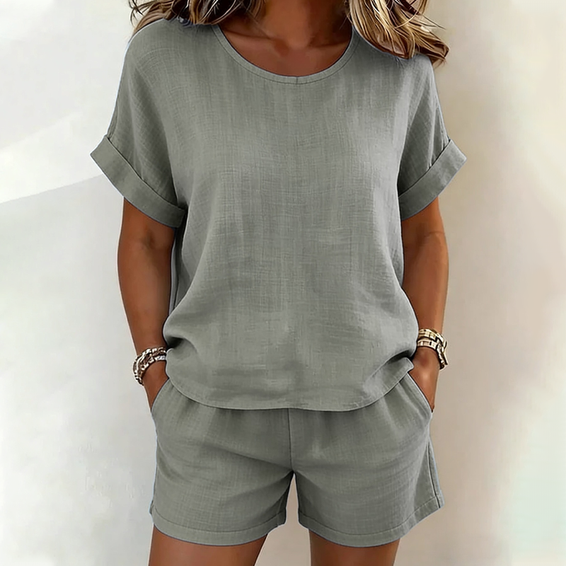 Linnea - Ensemble femme léger avec t-shirt et short