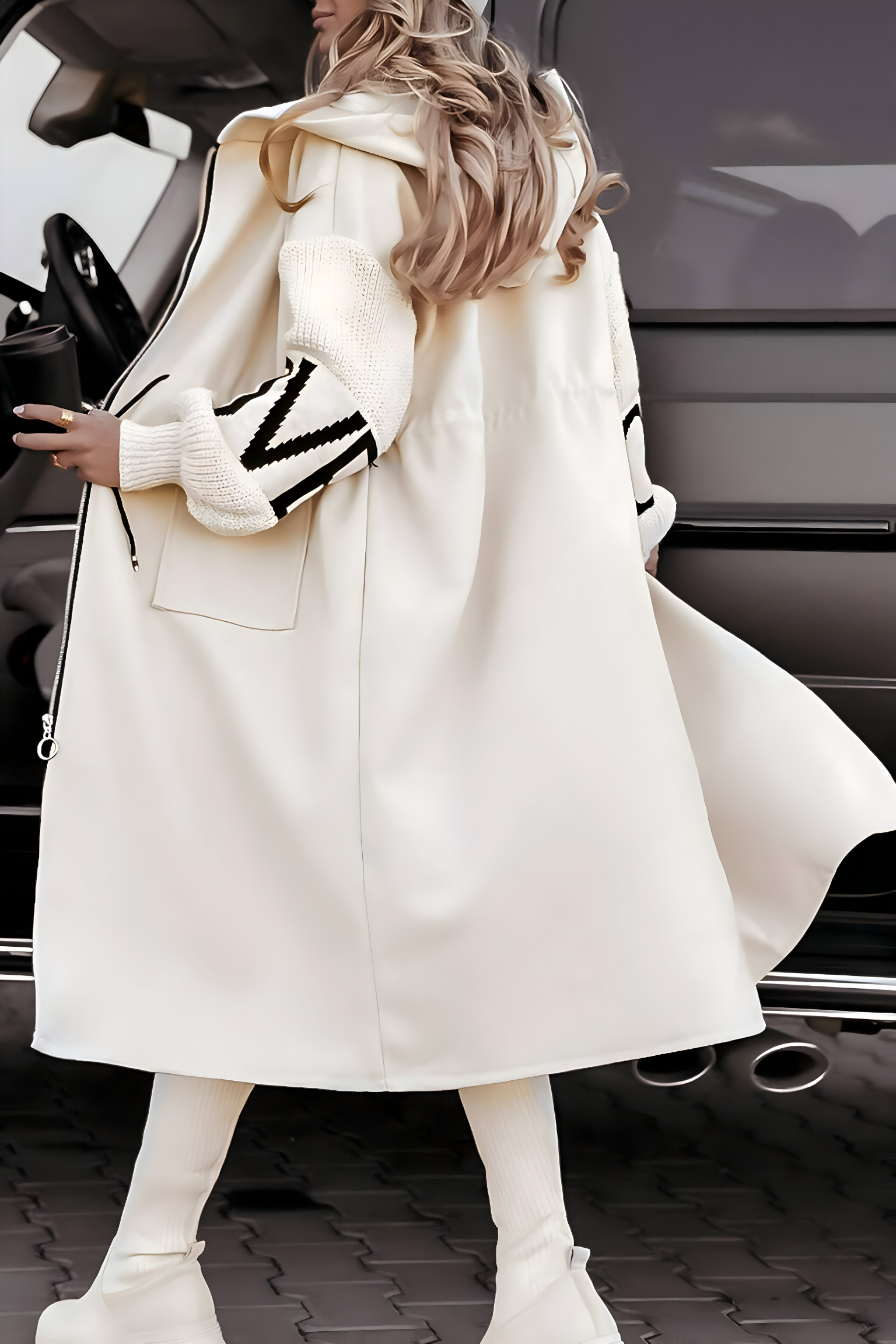 Anaïs™ - Veste pour dames avec manches et capuche en tricot