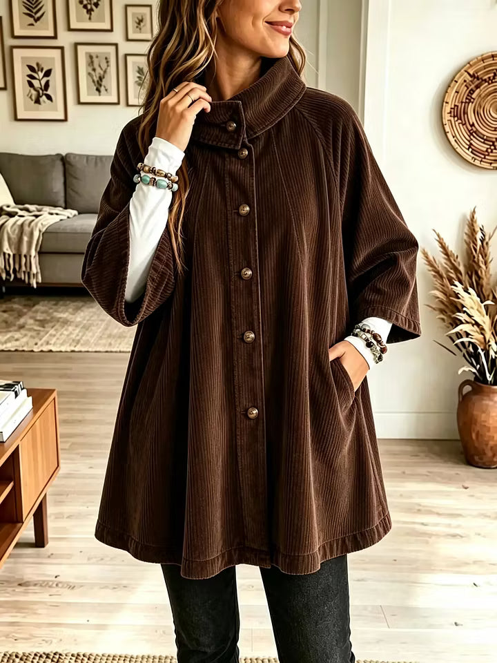 Titia - Manteau cape femme oversize en velours côtelé à col rabattu