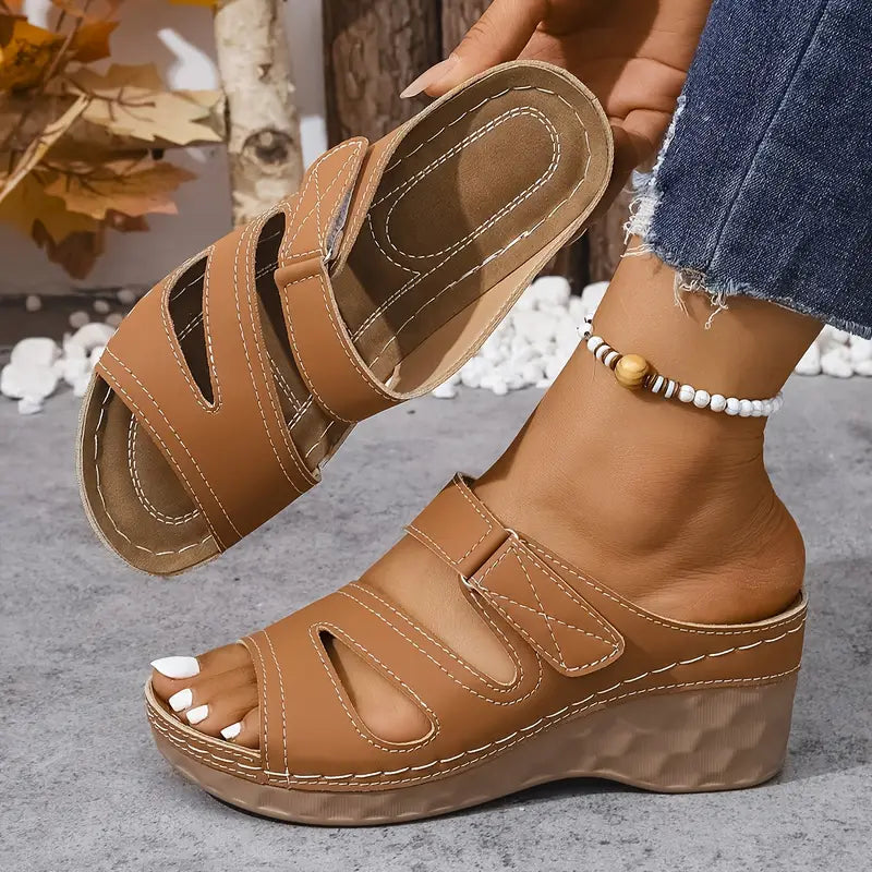 Serilda™ - Sandale Élégante à Talon avec Bride Ajustable