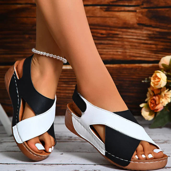 Milena™ - Sandales Orthopédiques avec Talon Oblique Ultra Confortables pour Femme
