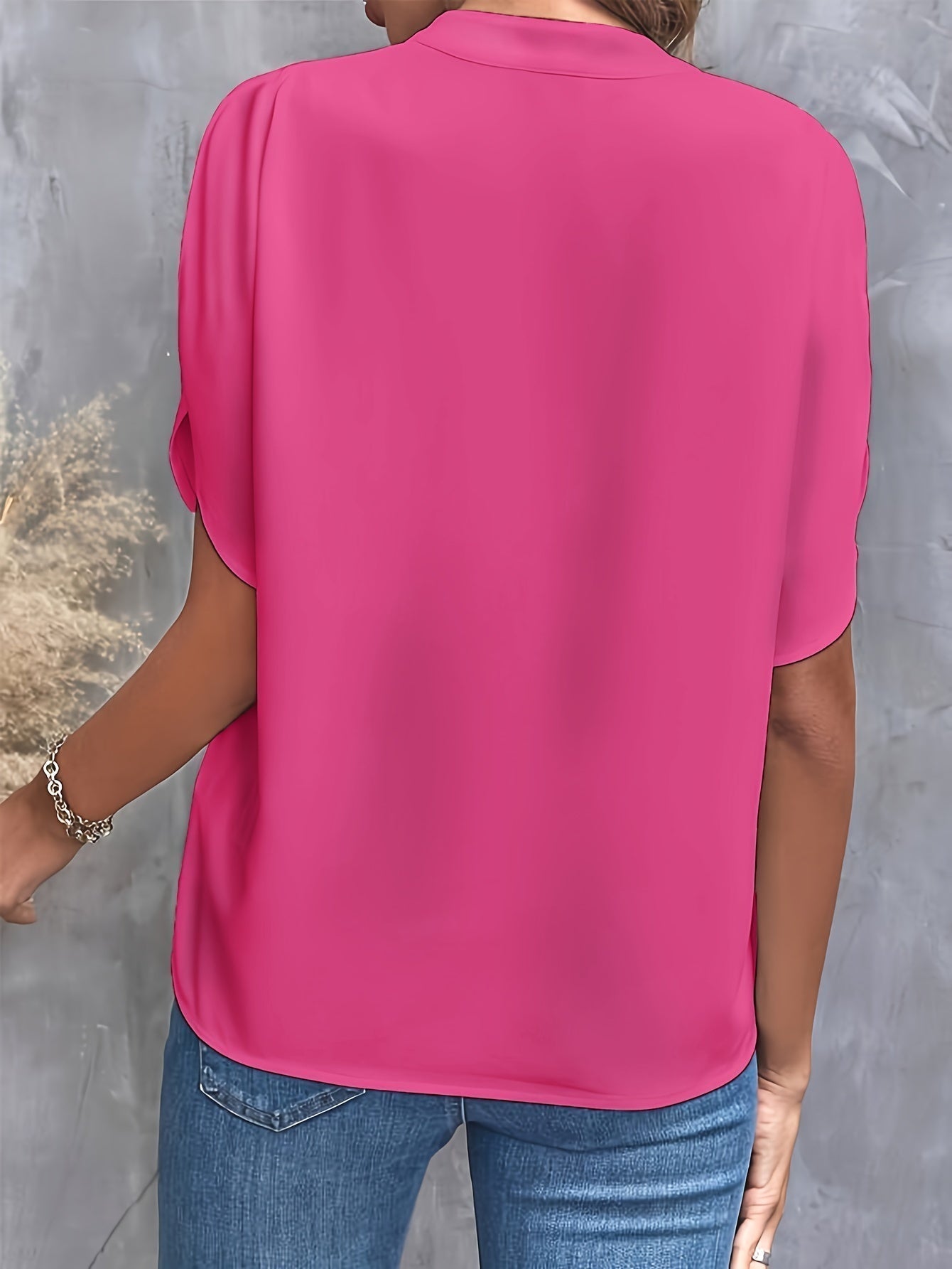 Kiana™ - Blouse Unicolore avec Col en V