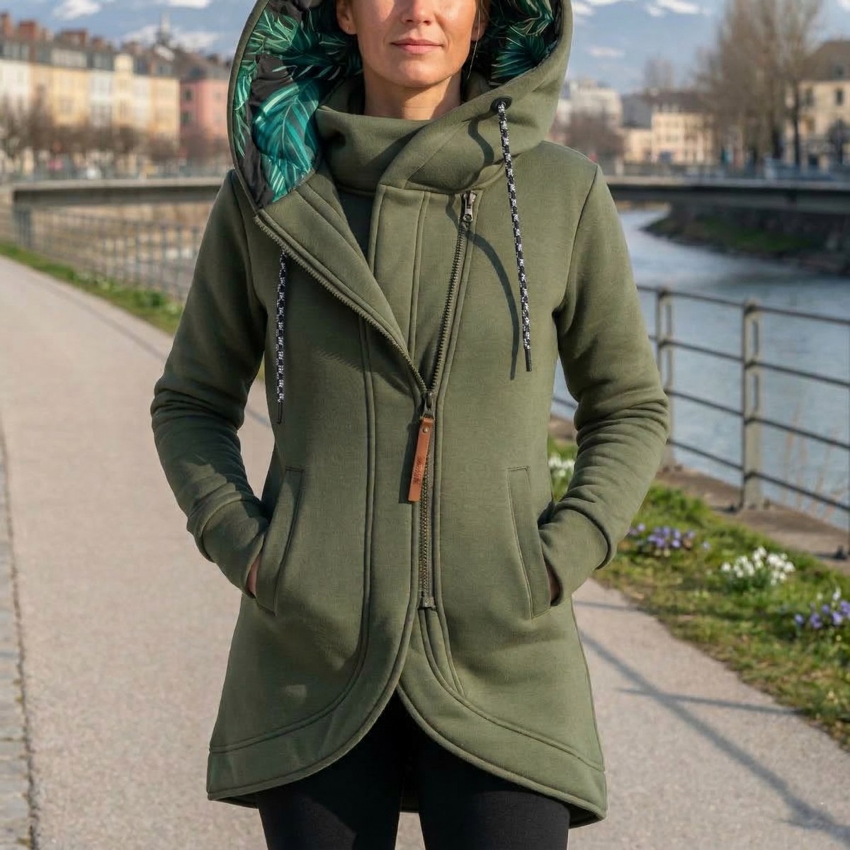 Annemieke - Veste femme longue à capuche avec fermeture zippée