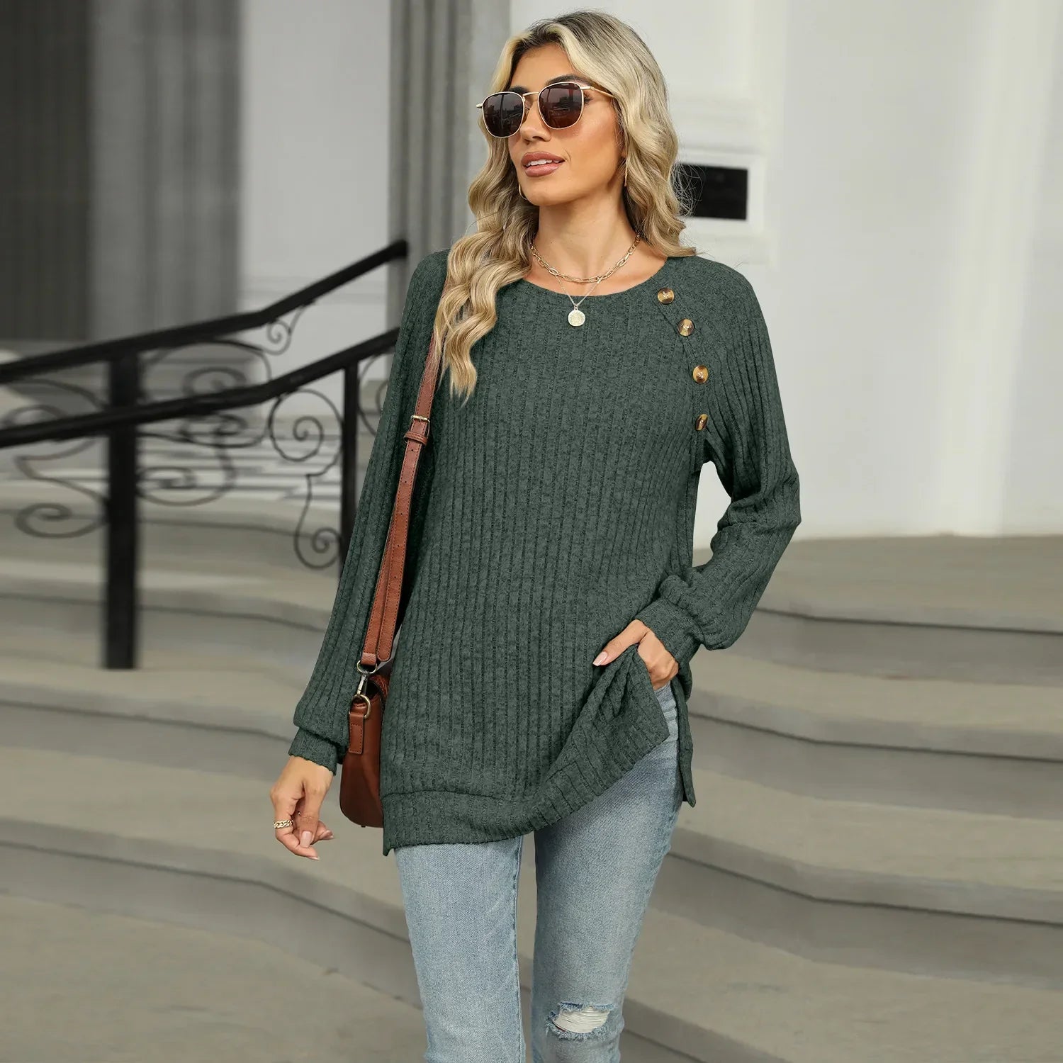 Aline™ - Pull élégant pour femme avec boutons décoratifs