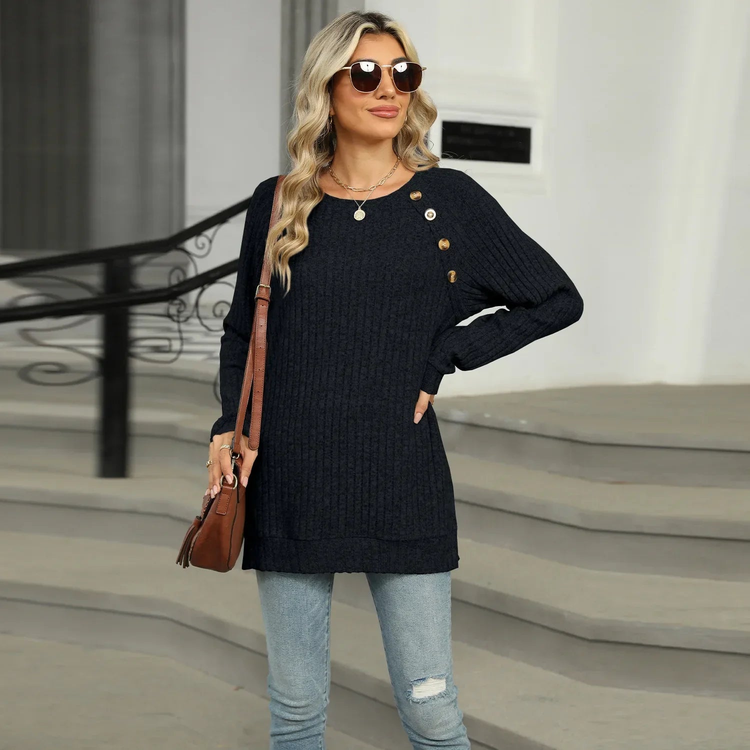 Aline™ - Pull élégant pour femme avec boutons décoratifs
