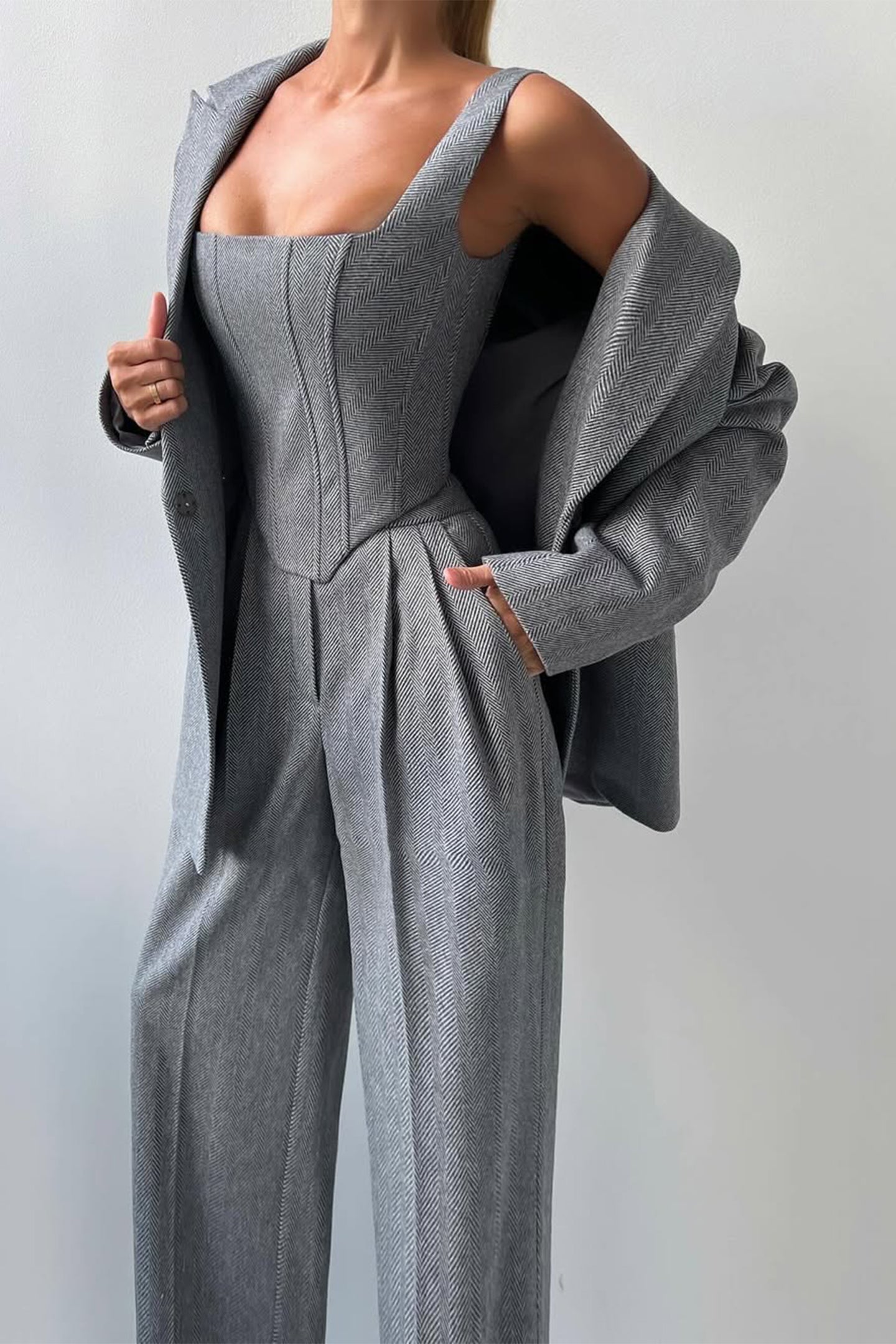 Renata™ - Costume 3 pièces avec blazer croisé