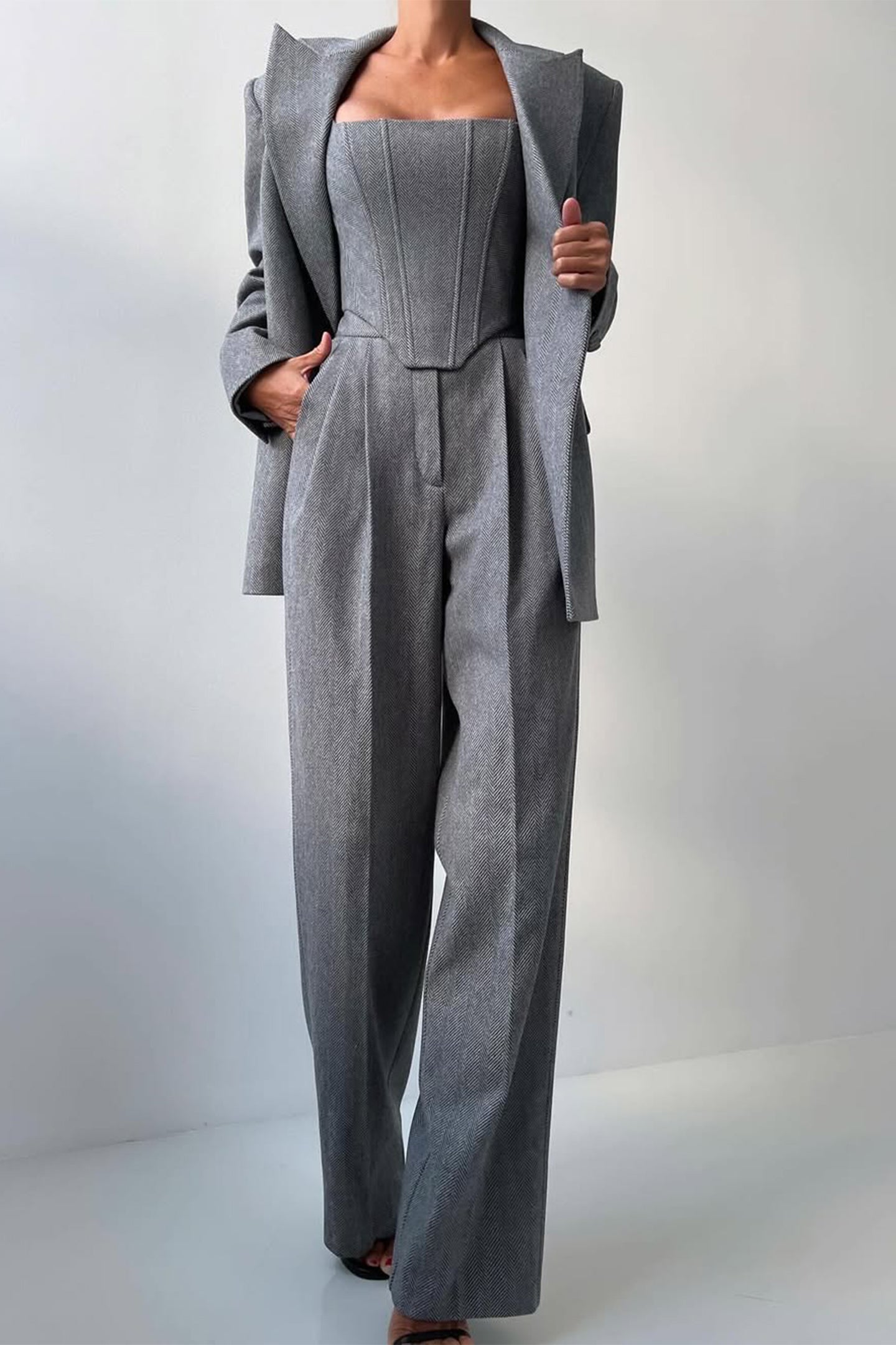 Renata™ - Costume 3 pièces avec blazer croisé