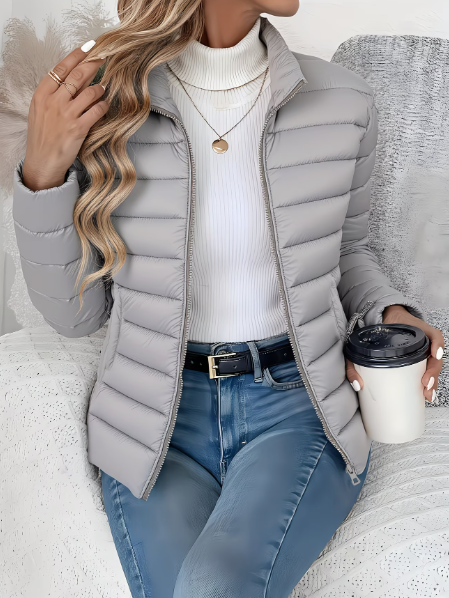 Noxira™ - Veste Femme Matelassée Légère Coupe Ajustée Col Montant Printemps