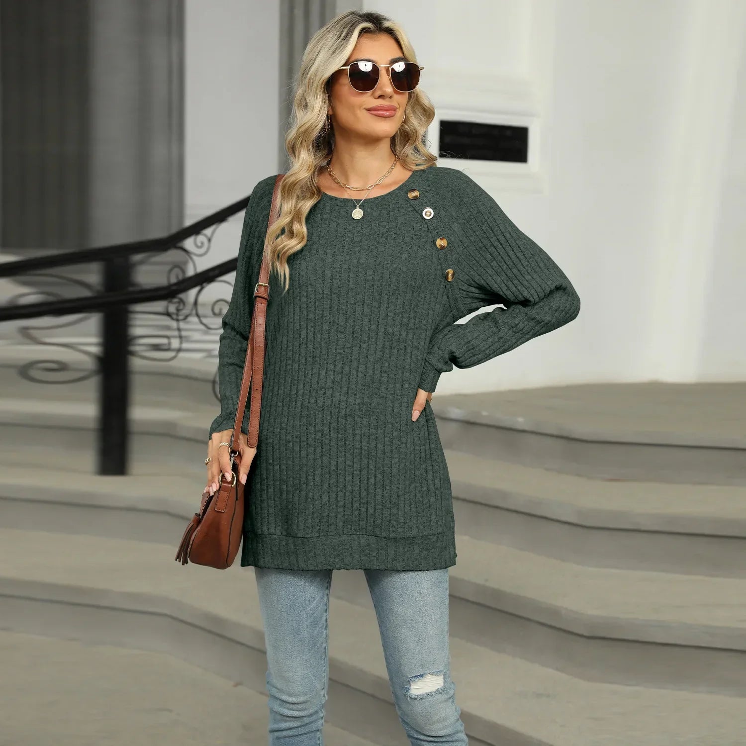 Aline™ - Pull élégant pour femme avec boutons décoratifs