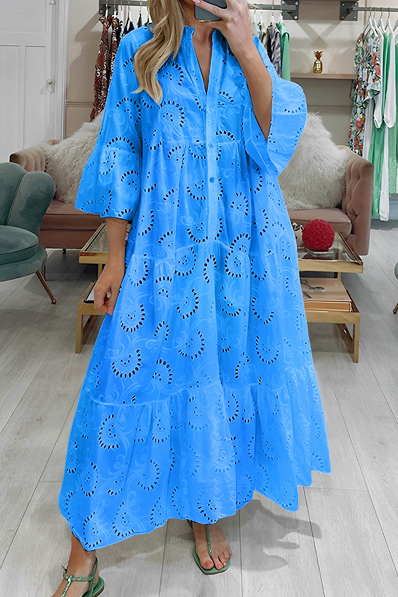 Noa™ - Robe en coton avec manches brodées et col en V