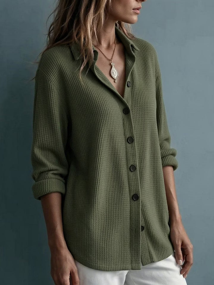 Leentje - Chemise femme en maille texturée à col et boutons