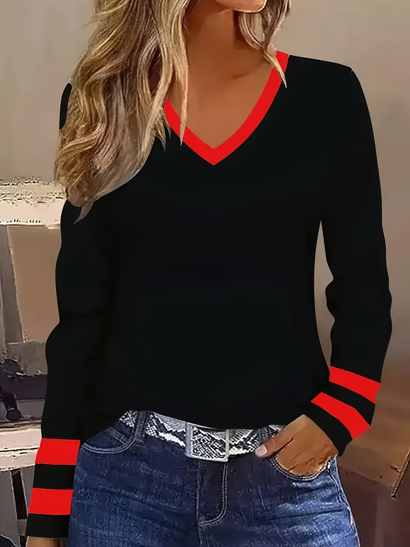 Pavlina - T-shirt Rayé Chic à Col en V