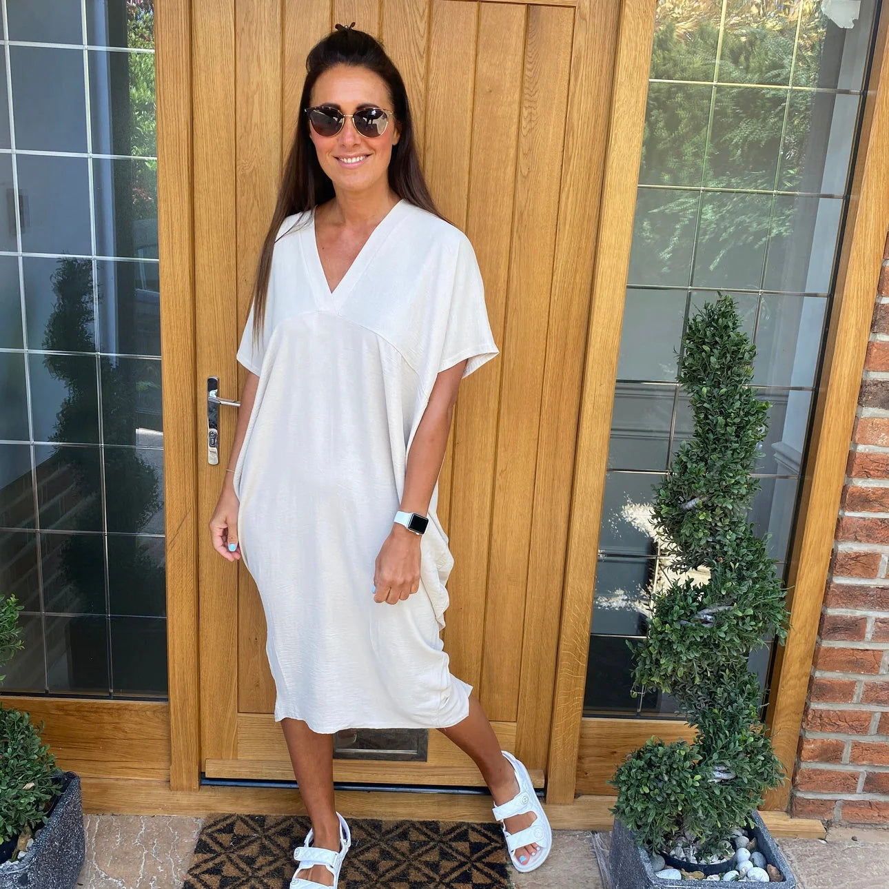 Dorelia™ - Robe Élégante et Chic avec Décolleté en V