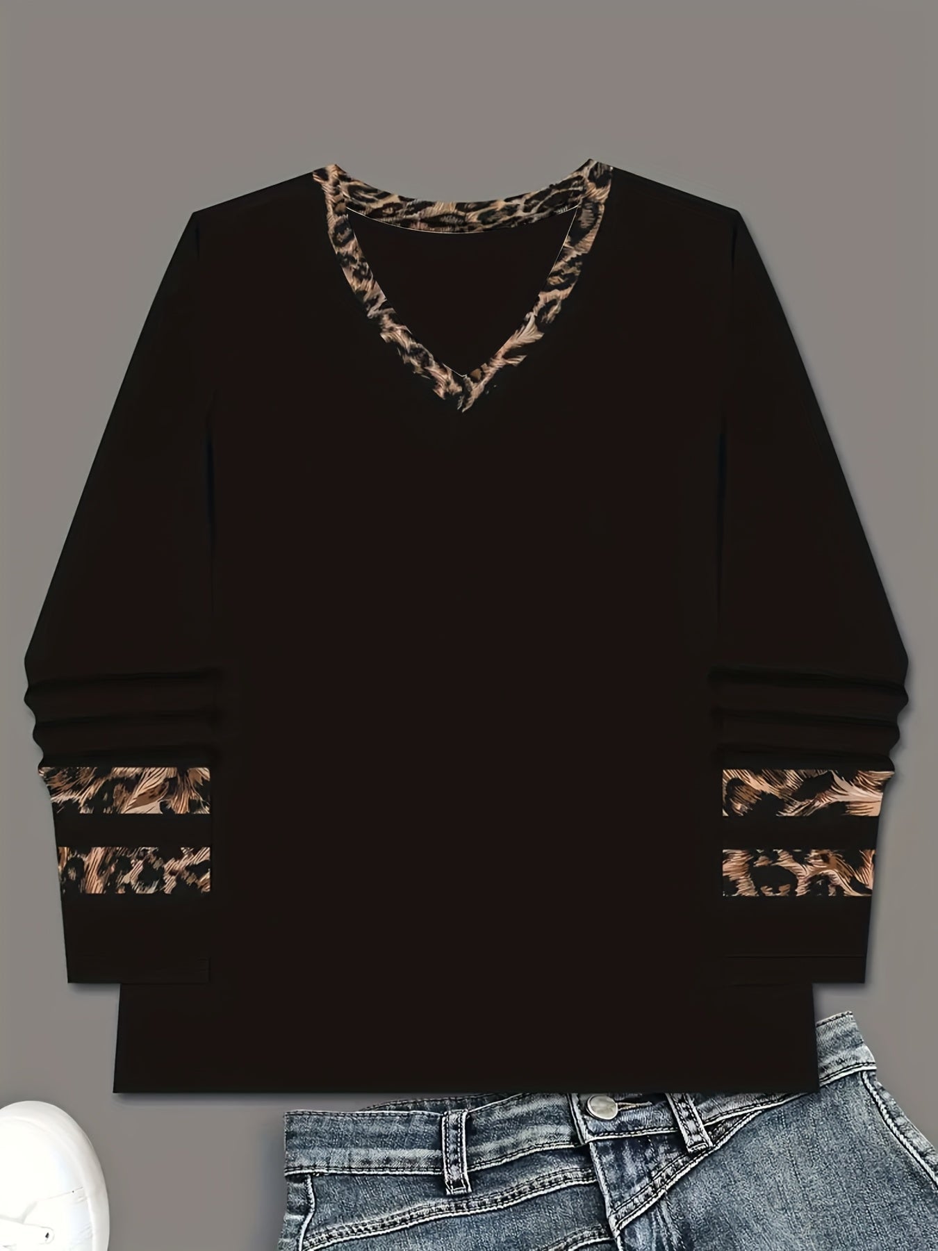 Pavlina - T-shirt Rayé Chic à Col en V