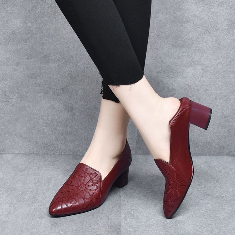 Doralyn™ - Escarpins en Cuir Véritable à Broderies Élégantes