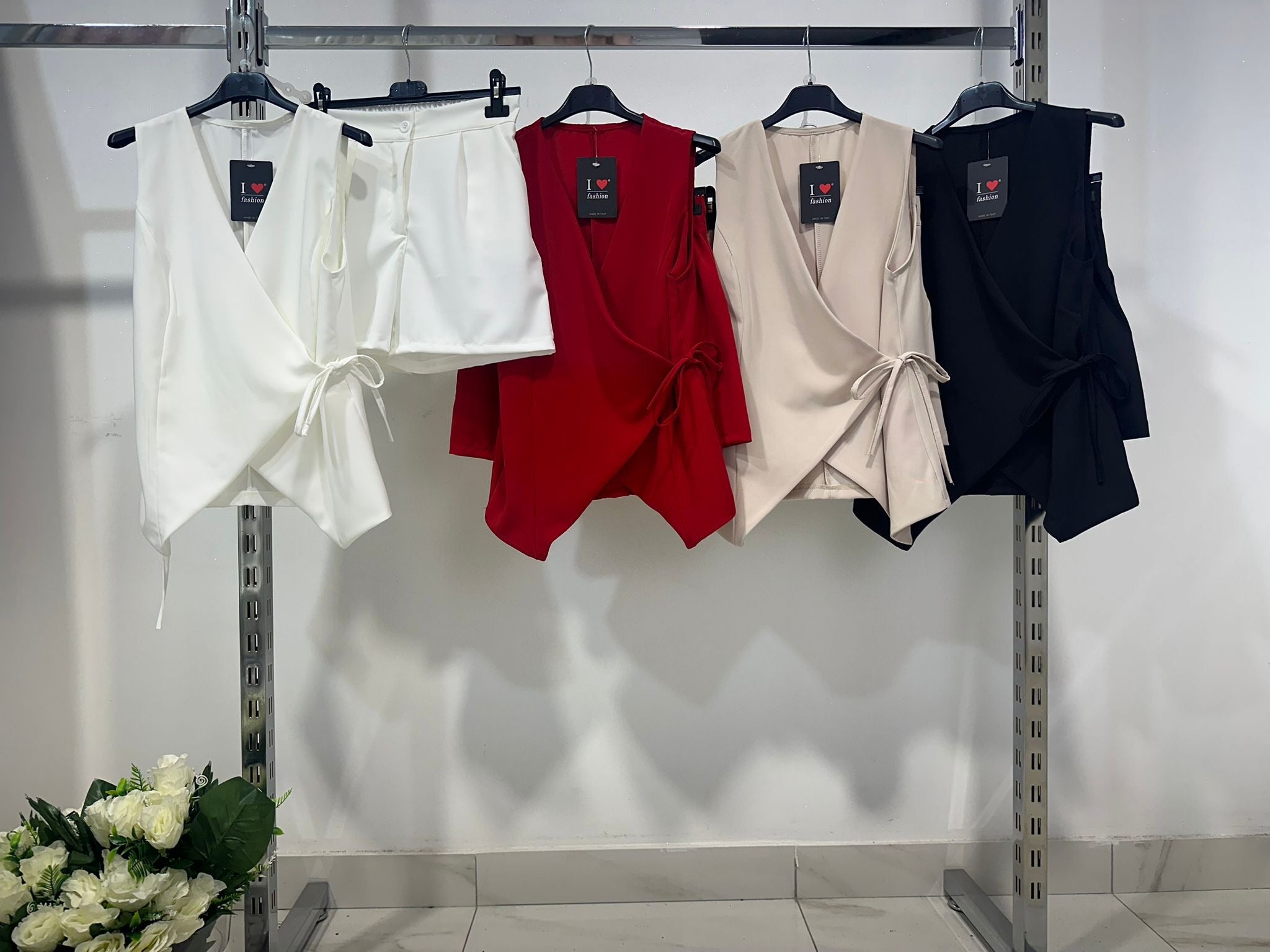 Nolene™ - Ensemble Chic Cordinato avec Top Cache-Cœur et Short