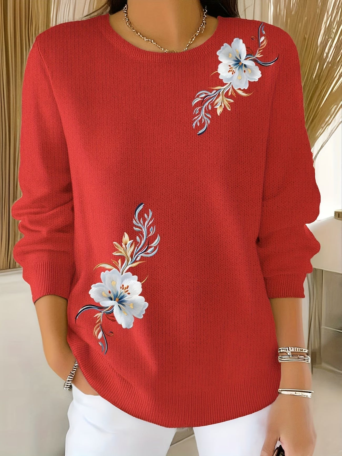 Yenthe - Pull femme rouge à fleurs imprimées et col rond