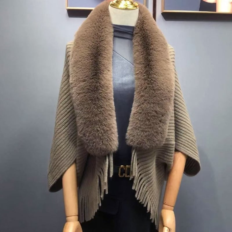 Martine™ - Châle élégant en fourrure de lapin pour un hiver luxueux