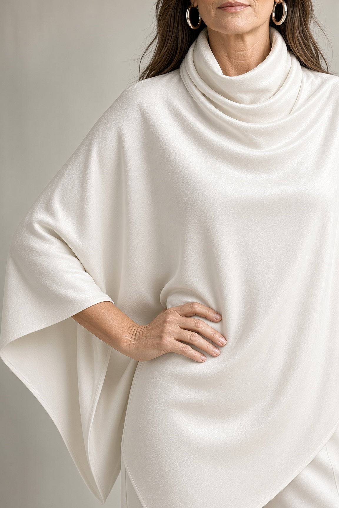 Laurette - Ensemble femme en velours avec poncho drapé