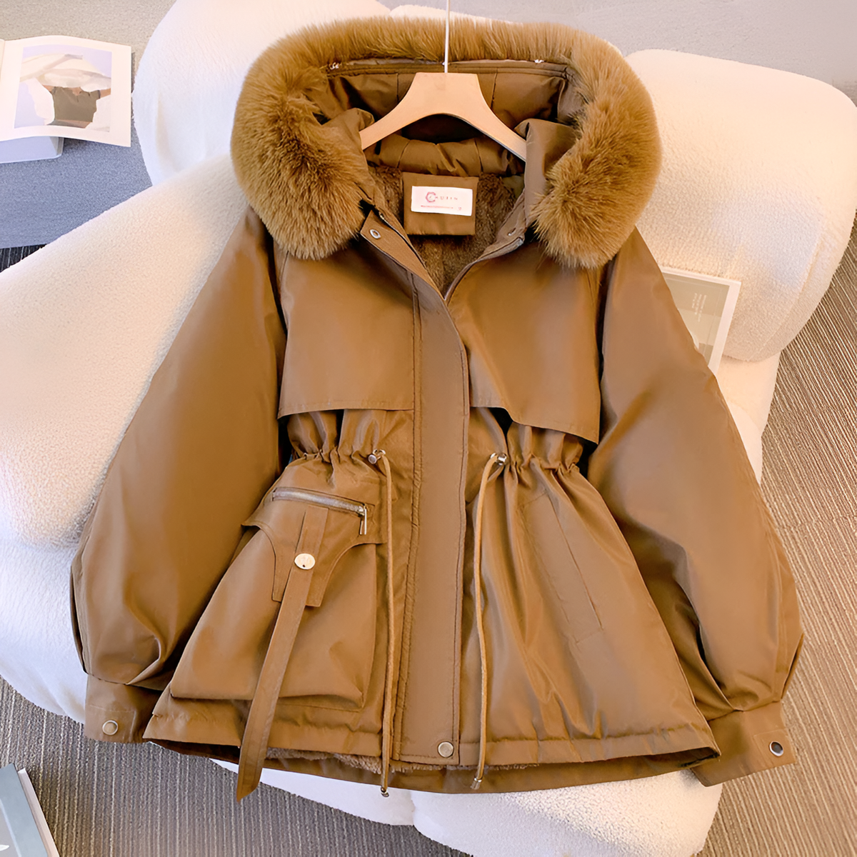 Klasien - Veste d’hiver femme matelassée à capuche fourrée et taille ajustable