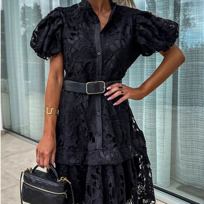 Layla™ - Robe rétro en dentelle avec manches courtes et découpes pour femmes