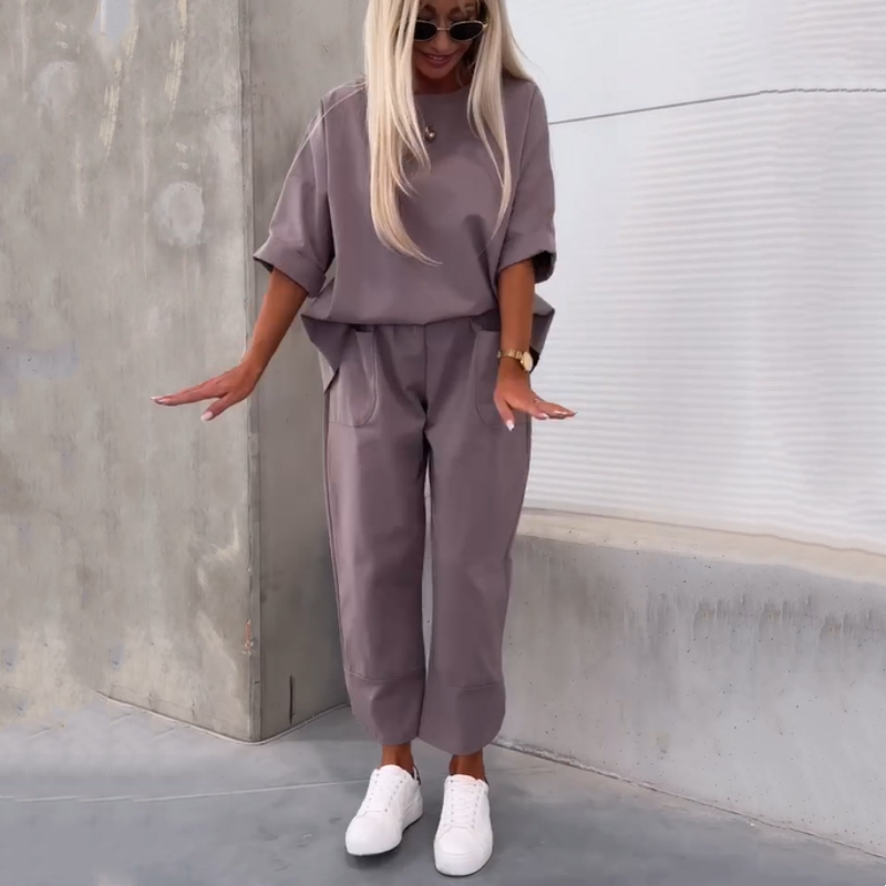 Ilina™ - Ensemble Deux Pièces Haut à Manches Courtes et Pantalon