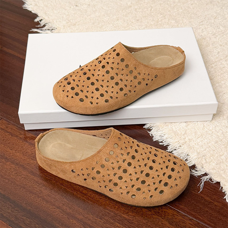 Galessa - Chaussons femme ajourés en suède artificiel