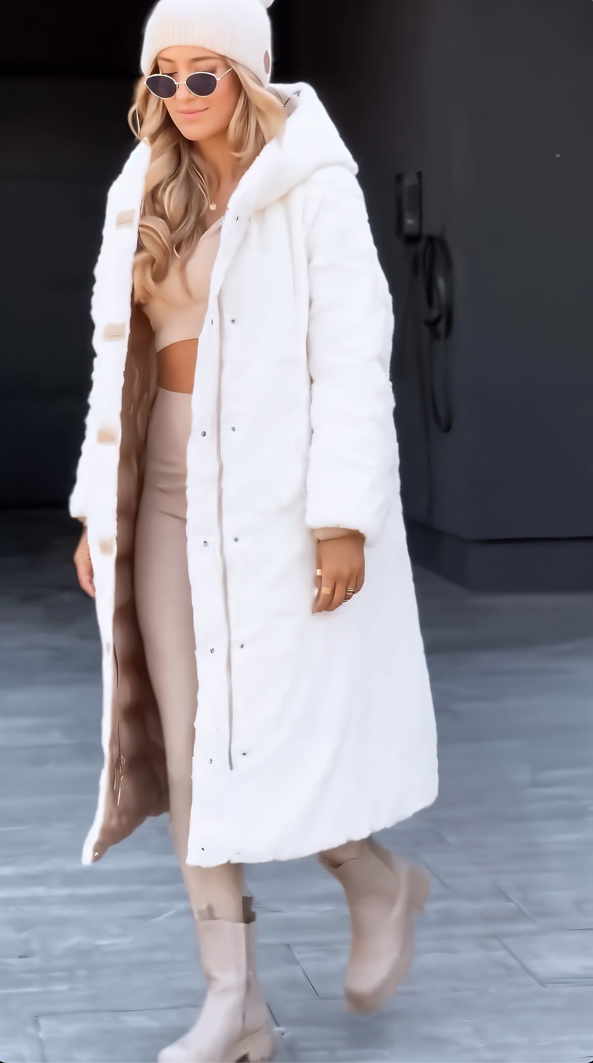 Hennie - Manteau long femme à capuche en fausse fourrure double face