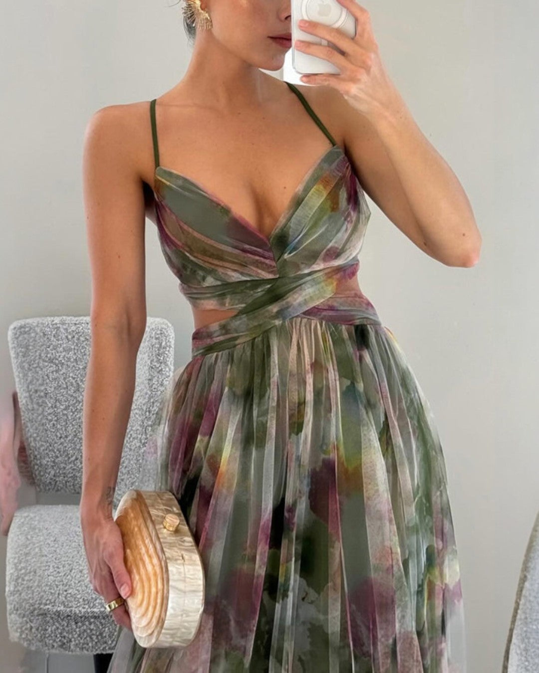 Helena™ - Robe Maxi Femme Fluide Décolleté V Bretelles Fines Élégance Florale