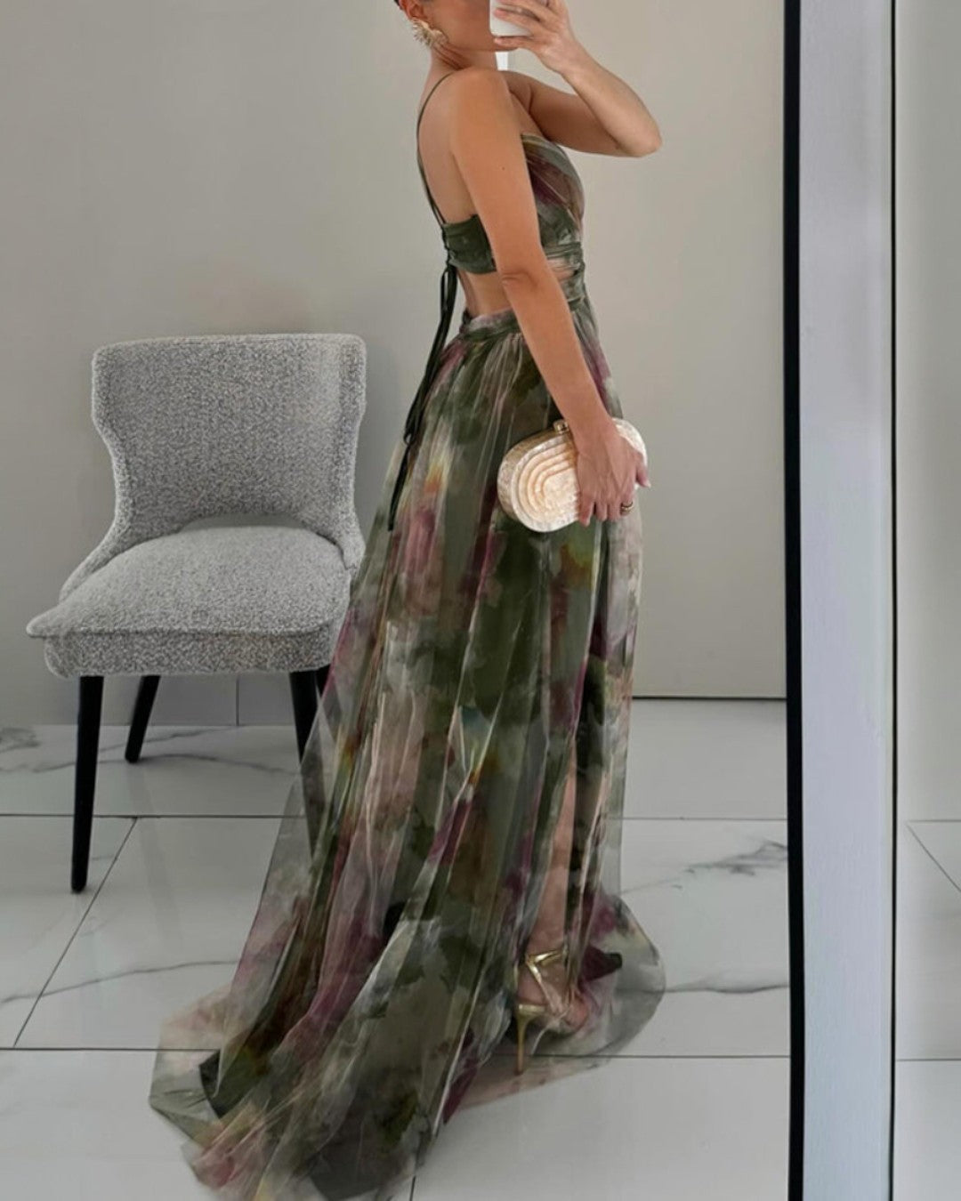 Helena™ - Robe Maxi Femme Fluide Décolleté V Bretelles Fines Élégance Florale
