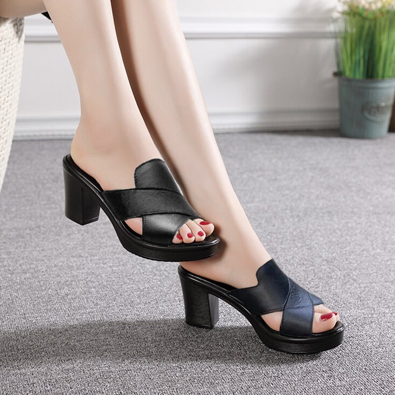 Izyra™ - Sandales Femme Confort Semelle Épaisse Talon Moyen Style Quotidien