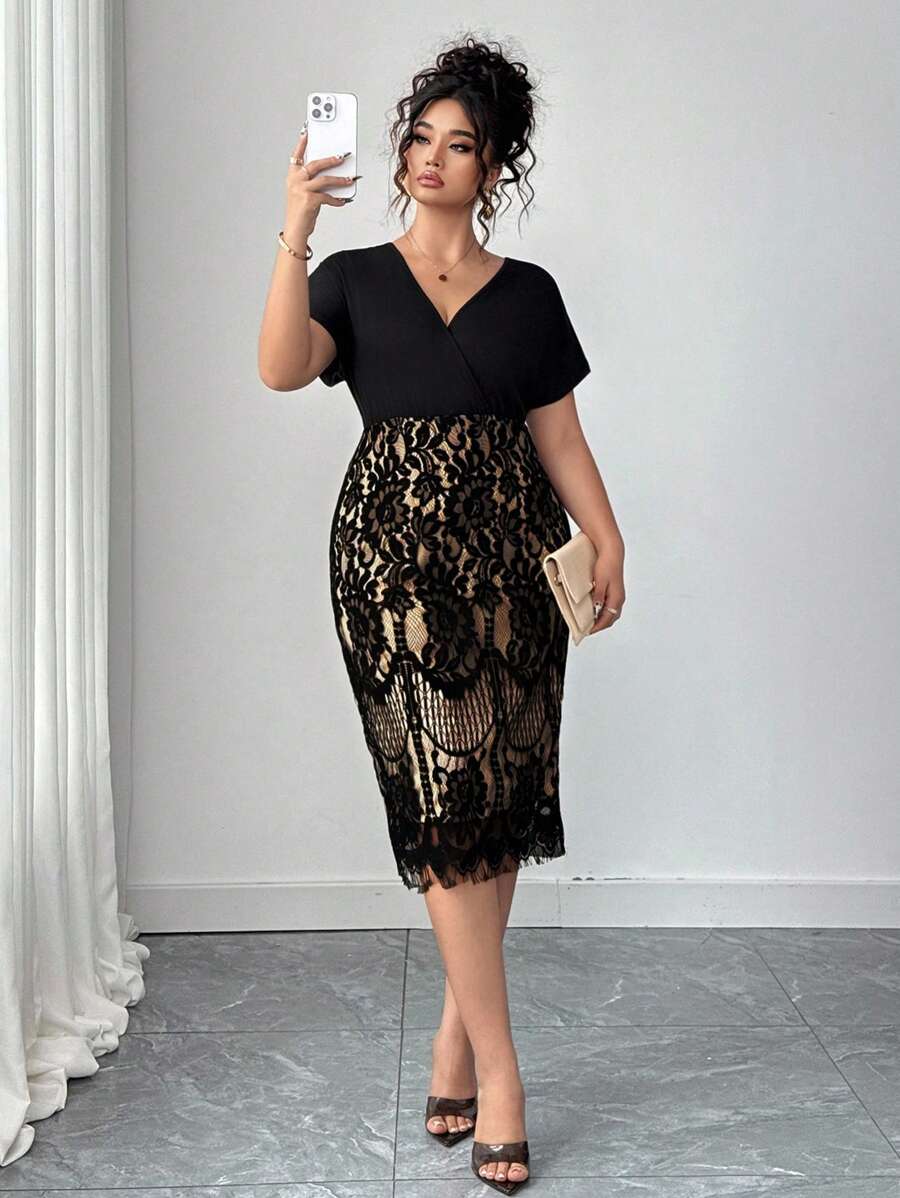 Ovelia™ - Robe Soirée Dentelle Taille Haute Col V Manches Courtes