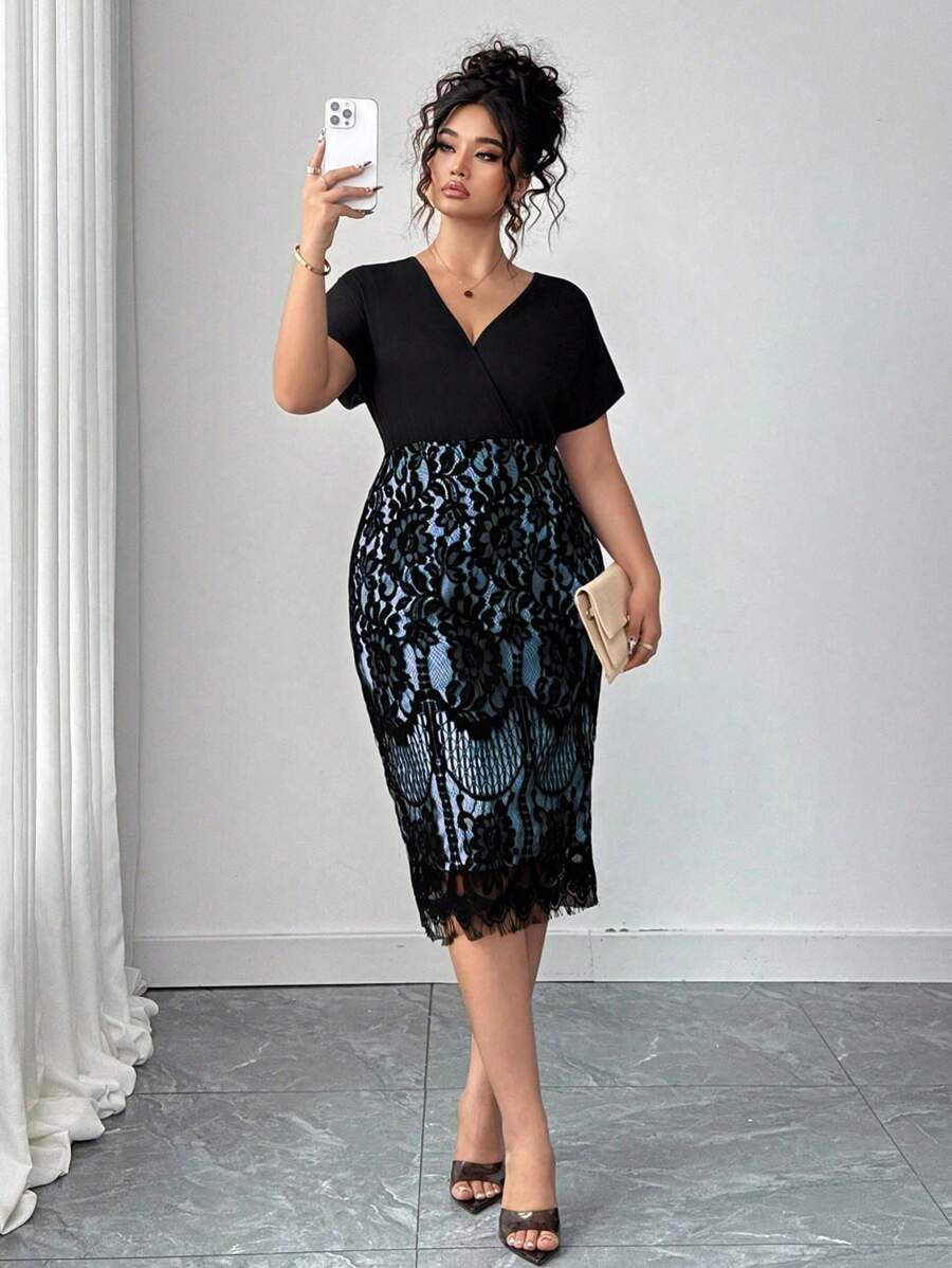 Ovelia™ - Robe Soirée Dentelle Taille Haute Col V Manches Courtes