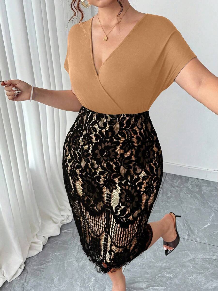 Ovelia™ - Robe Soirée Dentelle Taille Haute Col V Manches Courtes