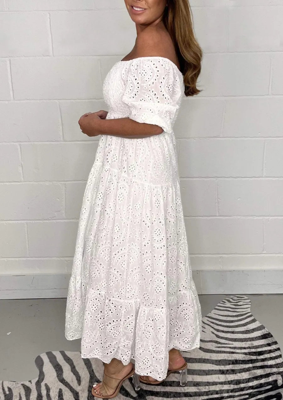 Melodie™ - Robe Évasée Élégante Unie avec Broderie
