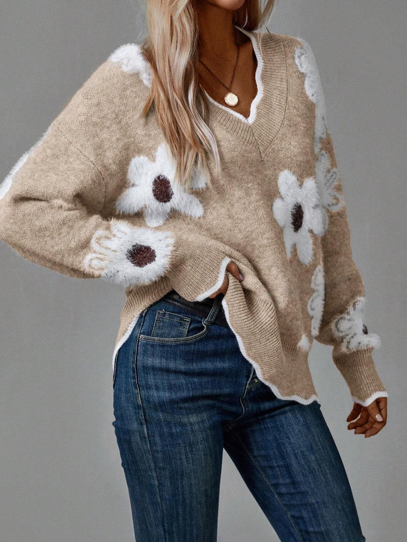 Odette™ - Pull Floral Élégant avec Bordure Festonnée