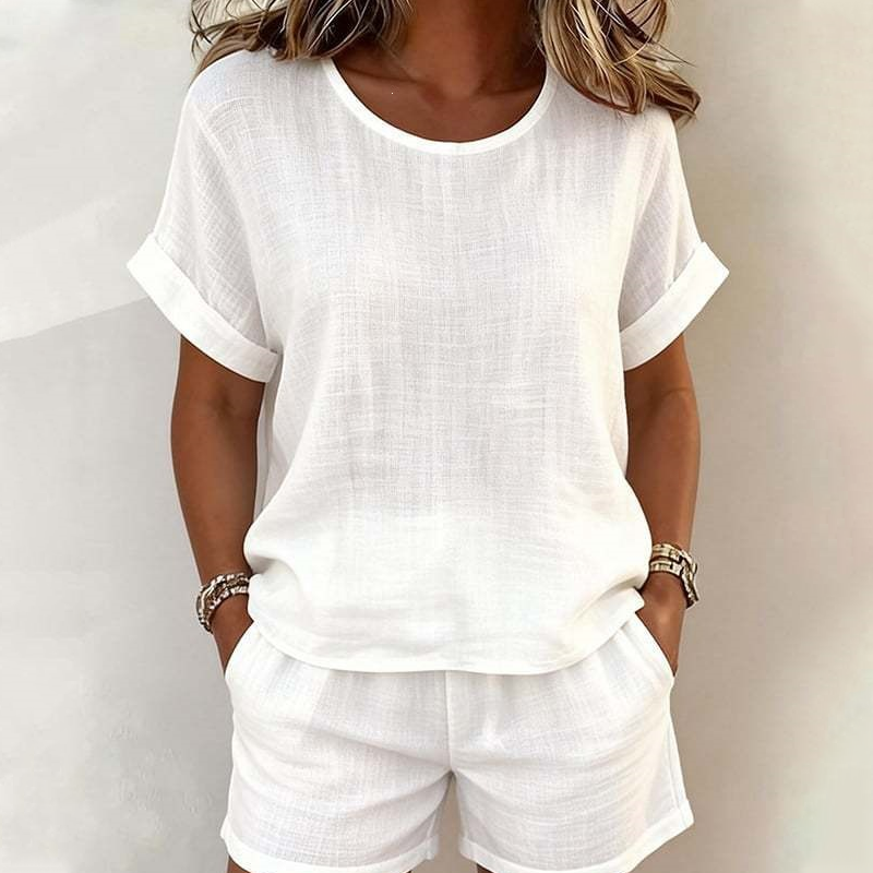 Linnea - Ensemble femme léger avec t-shirt et short