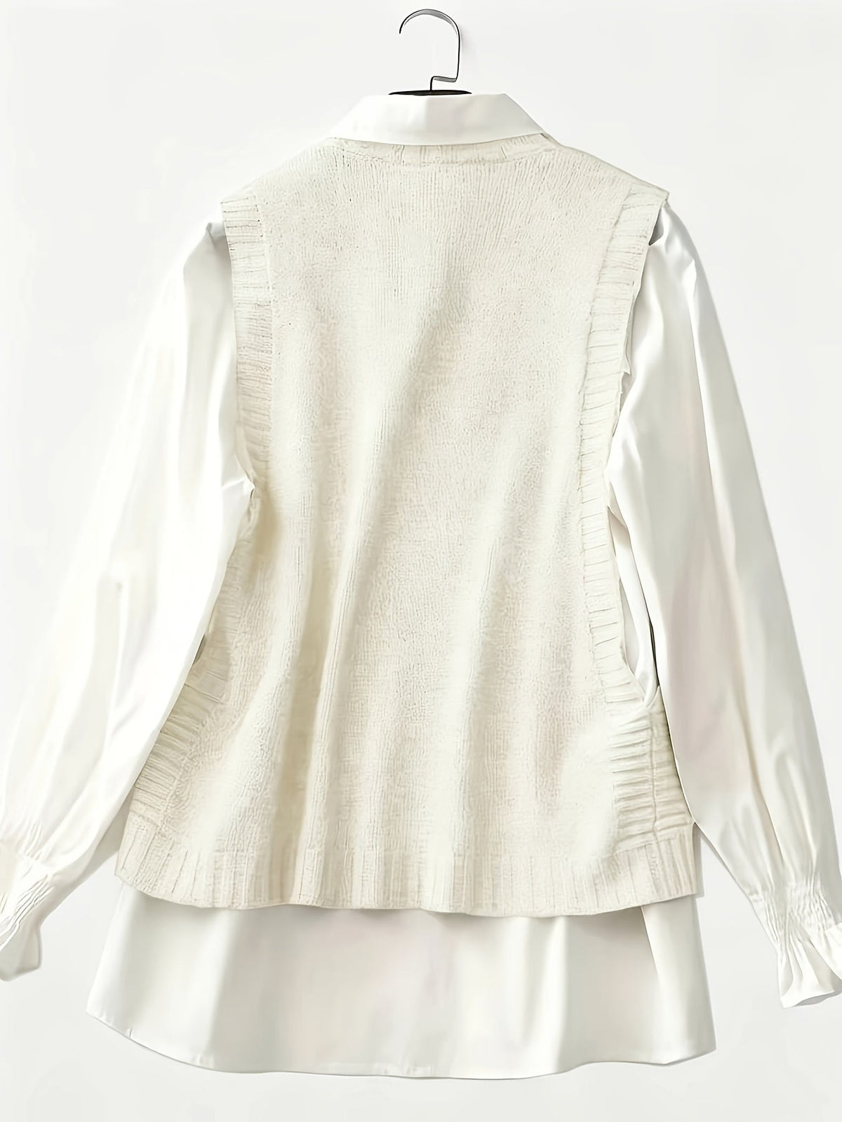 Maëlie - Gilet sans manches femme en maille à boutons décoratifs