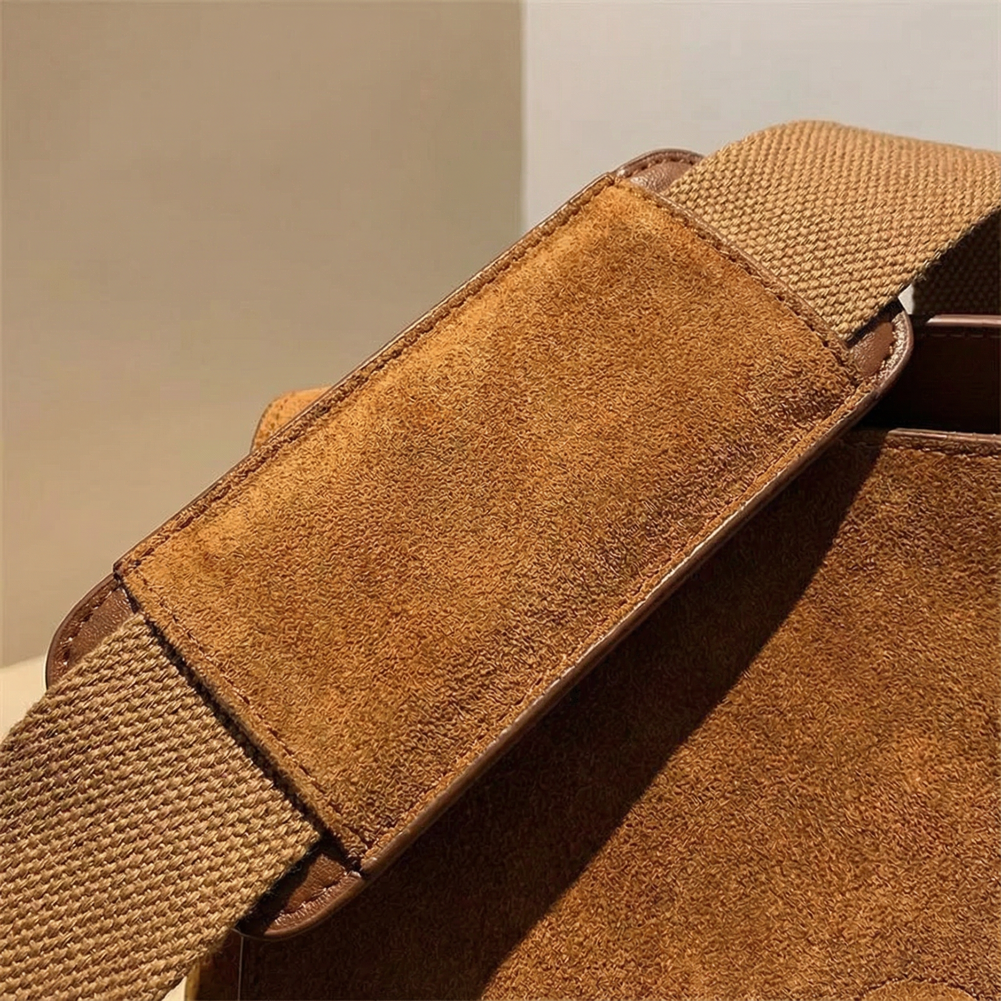 Kalinae™ - Sac Bandoulière Suédine Vintage