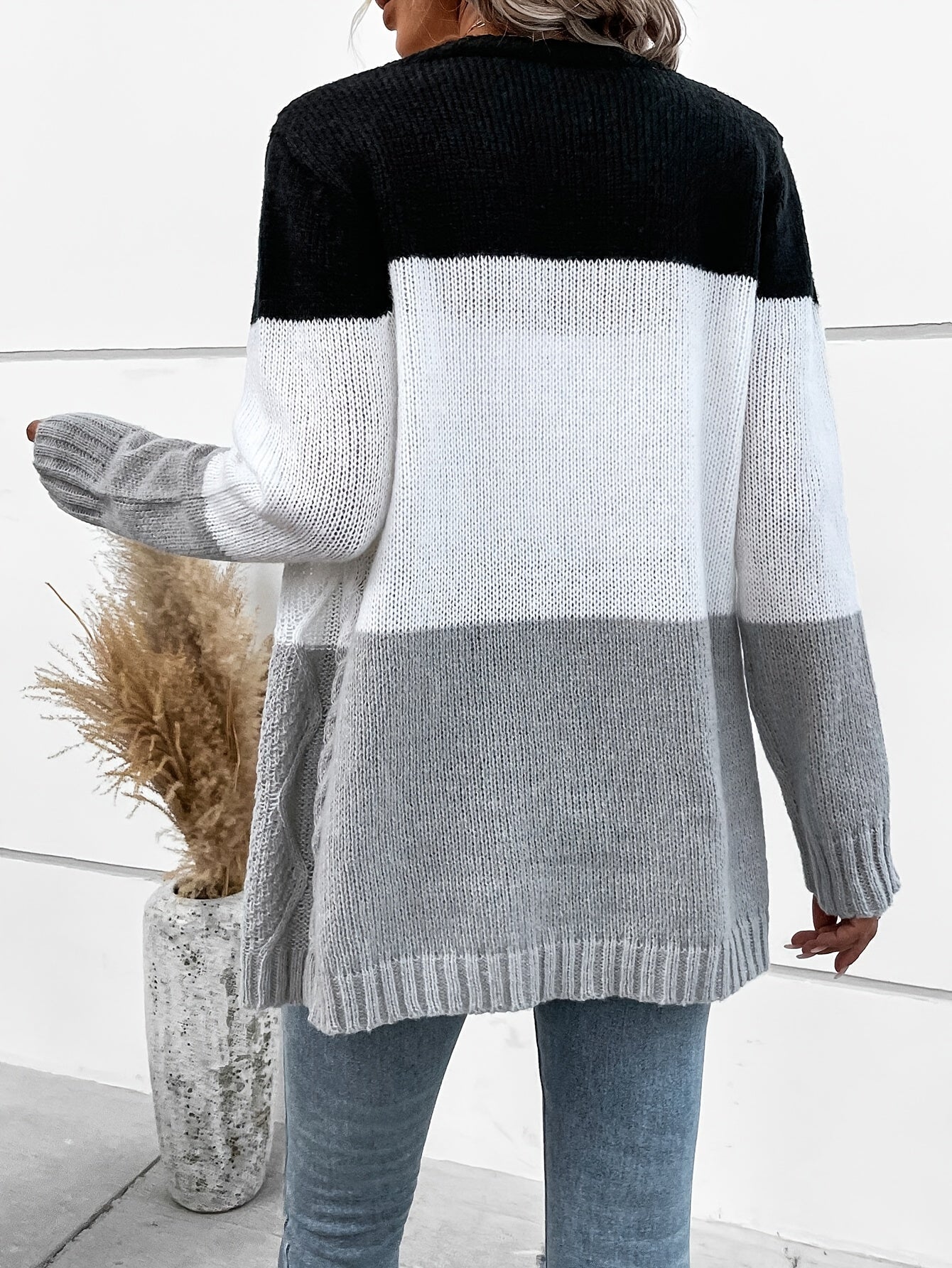 Galyra™ - Cardigan Élégant Bicolore à Maille Douce