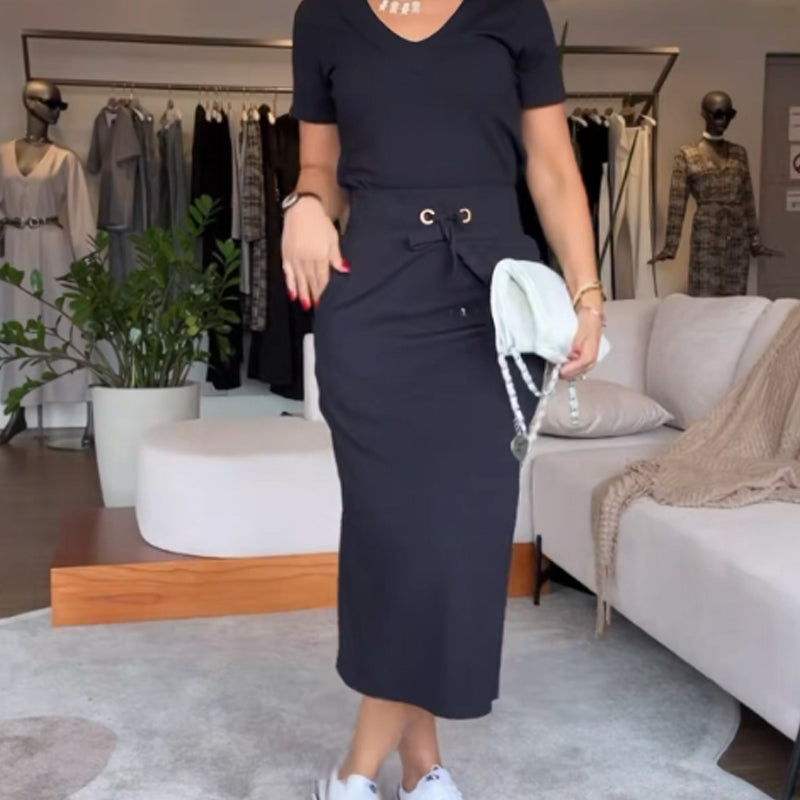 Quelara™ - Ensemble Top et Jupe avec Décolleté en V – Élégance Moderne et Confort Assuré