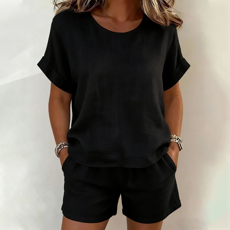 Linnea - Ensemble femme léger avec t-shirt et short