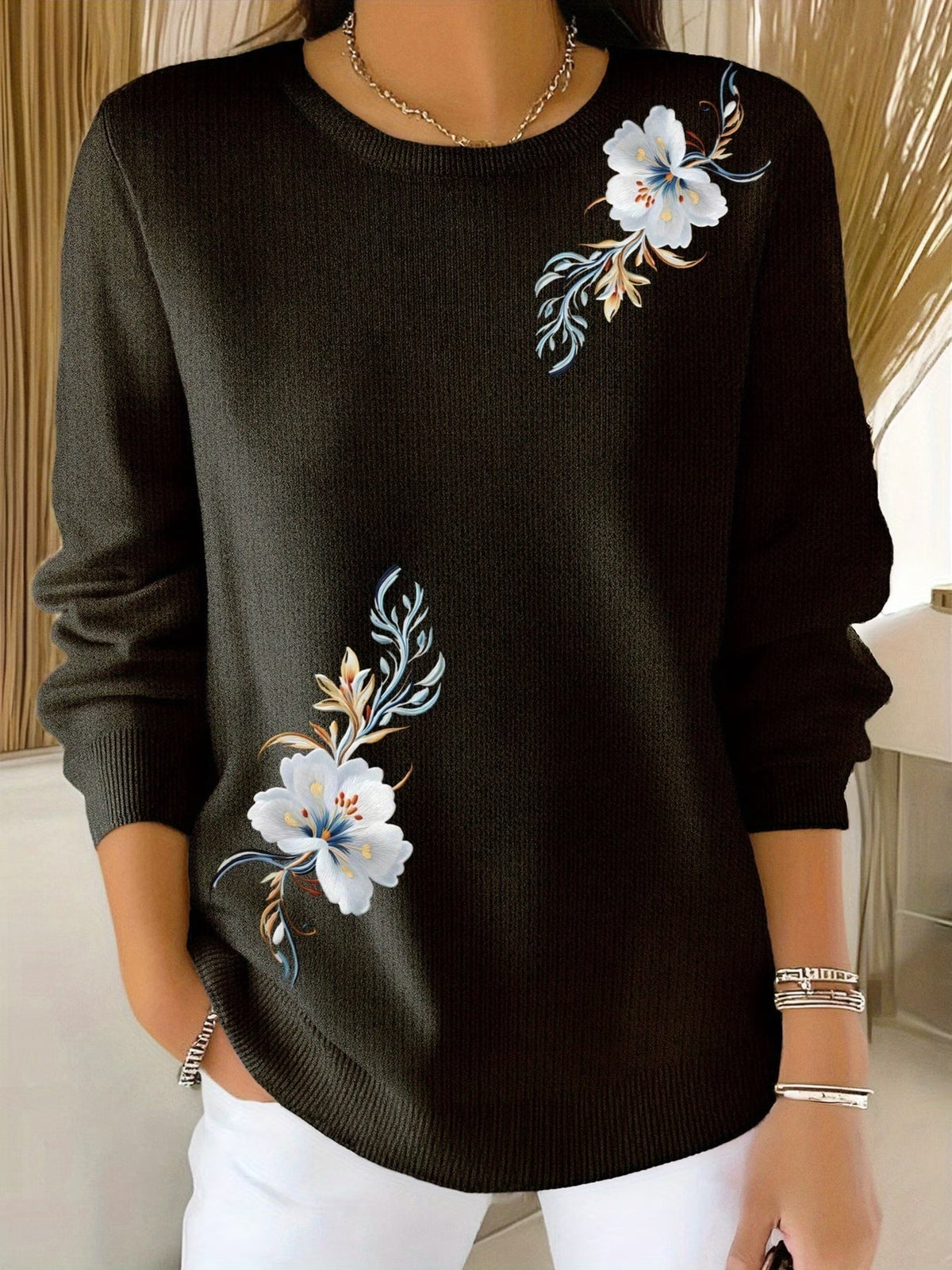 Yenthe - Pull femme rouge à fleurs imprimées et col rond